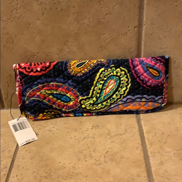 Vera Bradley Handbags - Vera Bradley Flat Iron Cover, Twilight Paisley